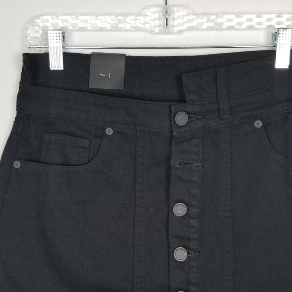 Blank NYC Night Stroll Skirt - Picture 11 of 15